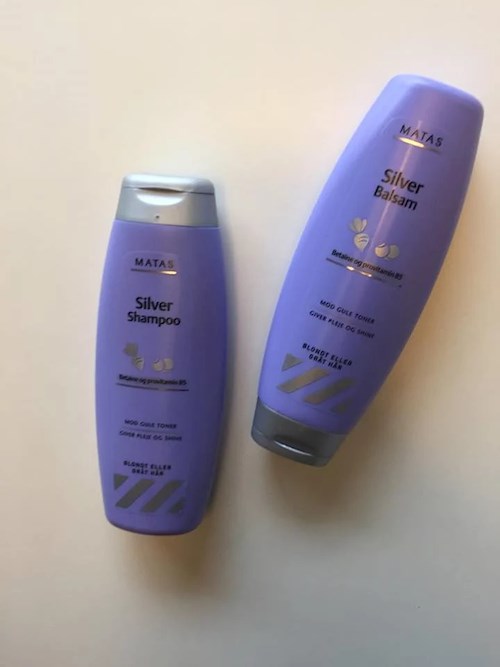 Forskelle Bloodstained Vulkan Ny hårfarve - ved brug af Silver Shampoo | Divaensamtdesmaa